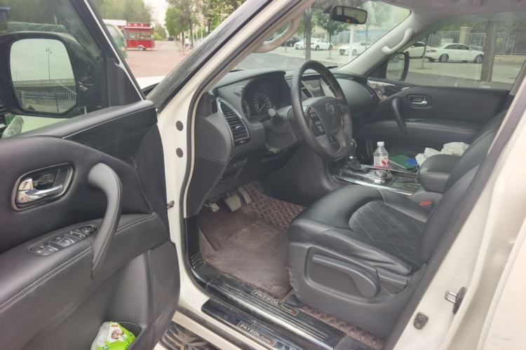 Used Nissan Patrol  Driver Seat
