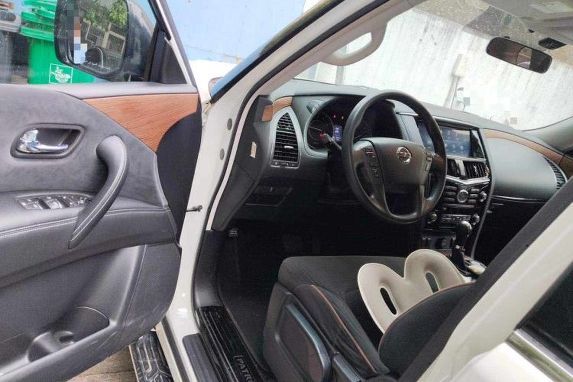 Used Nissan Patrol  Driver Seat
