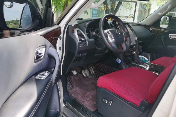 Used Nissan Patrol 2018 Y62 4.0 XE Middle East Driver Seat