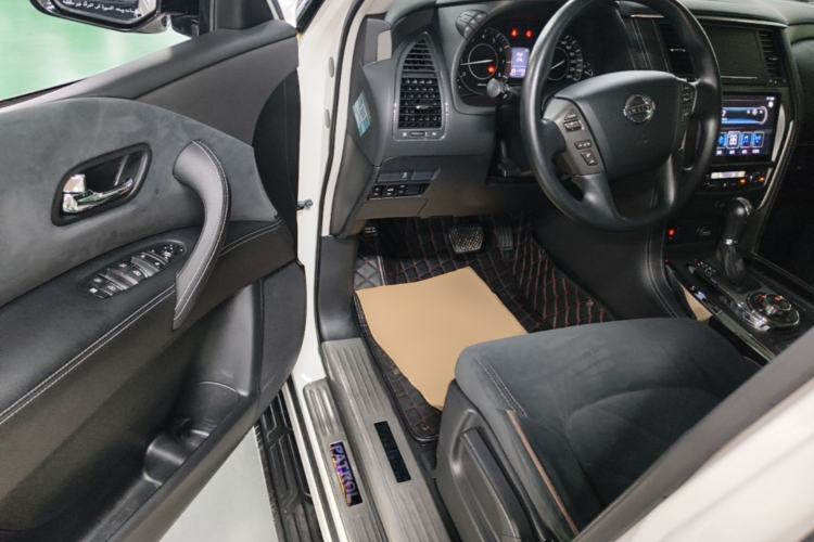 Used Nissan Patrol 2018 Y62 4.0 XE Middle East Driver Seat