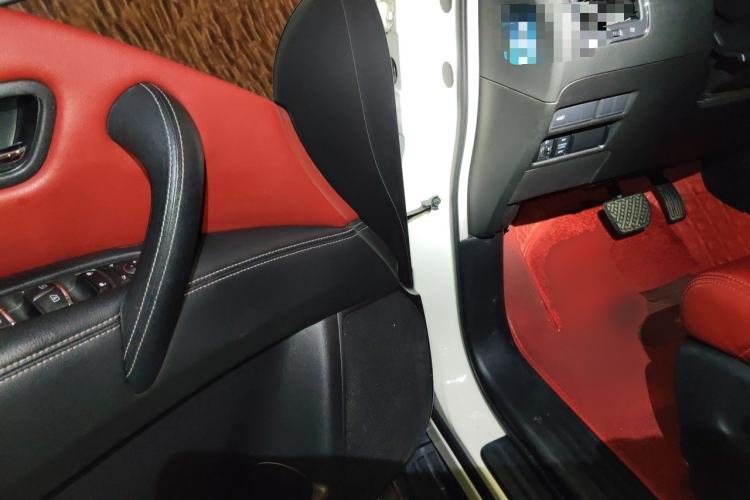 Used Nissan Patrol 2018 4.0L Flagship Model Driver Seat