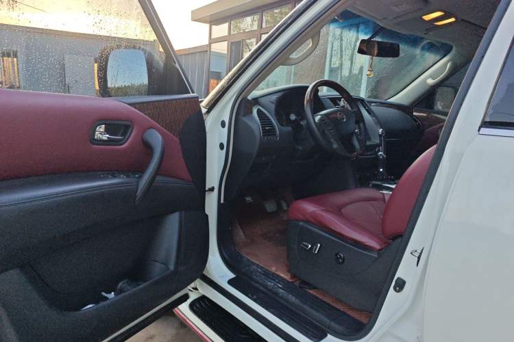 Used Nissan Patrol  Driver Seat