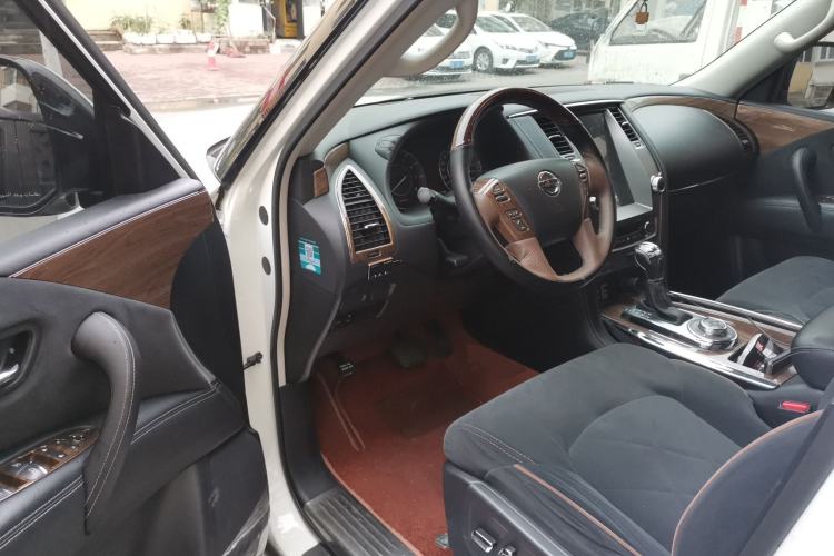 Used Nissan Patrol  Driver Seat