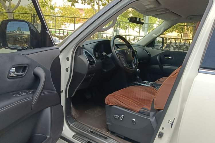 Used Nissan Patrol 2018 4.0L Automatic 7-Seater Middle East Version Driver Seat