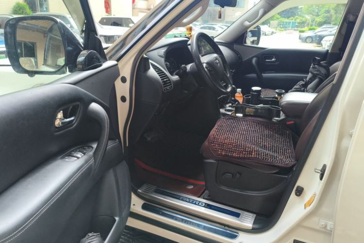 Used Nissan Patrol 2018 Y62 4.0 XE Middle East Driver Seat
