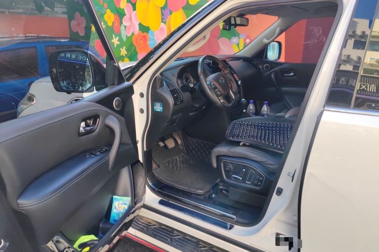 Used Nissan Patrol  Driver Seat