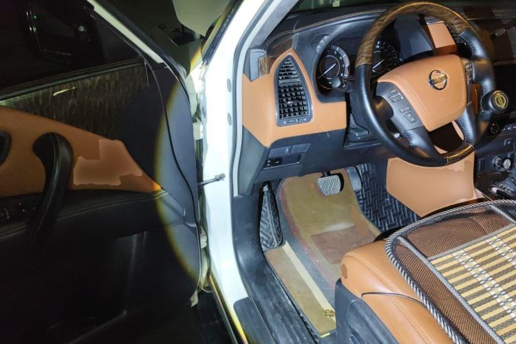 Used Nissan Patrol  Driver Seat