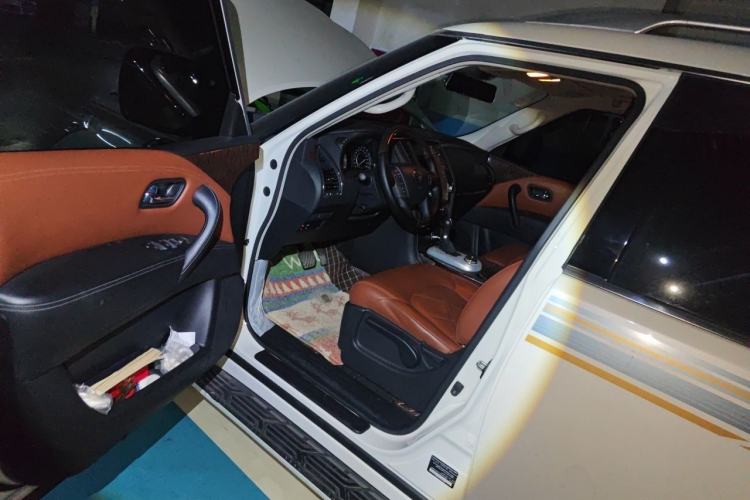 Used Nissan Patrol  Driver Seat