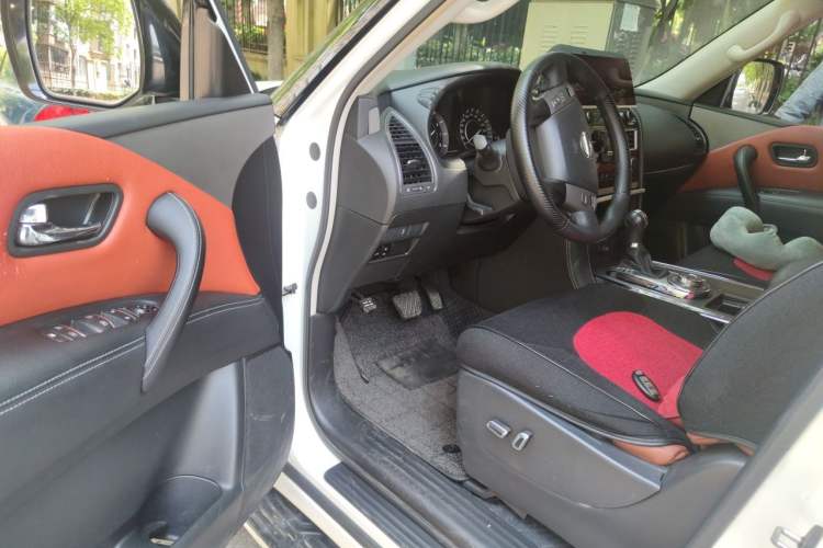 Used Nissan Patrol  Driver Seat