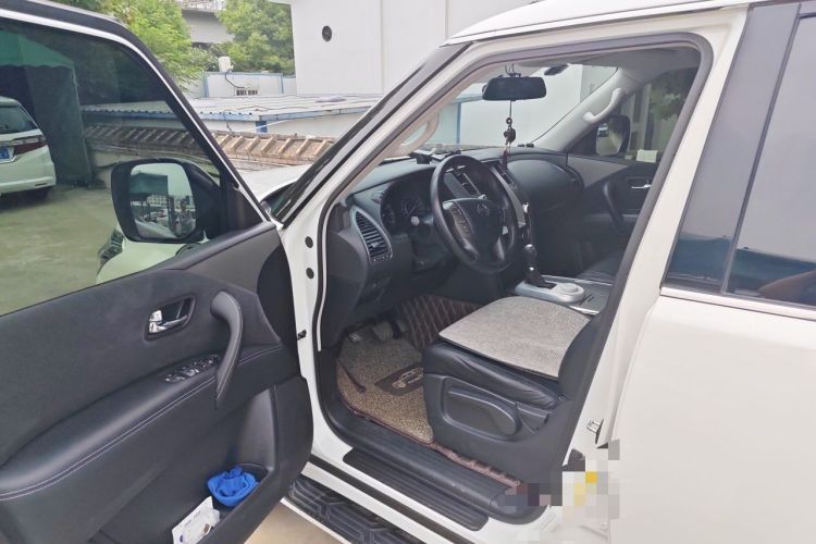 Used Nissan Patrol  Driver Seat