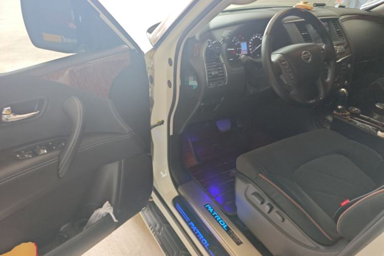 Used Nissan Patrol 2018 4.0L Automatic 7-Seater Middle East Version Driver Seat