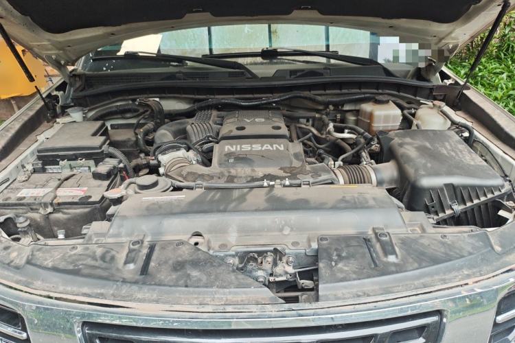Used Nissan Patrol 2018 4.0L Automatic 7-Seater Middle East Version Engine Bay