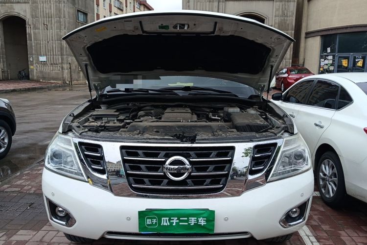 Used Nissan Patrol 2018 4.0L LinkedIn Edition Engine Bay