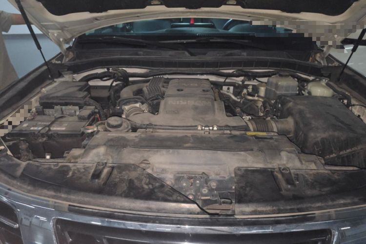 Used Nissan Patrol 2018 4.0L LinkedIn Edition Engine Bay