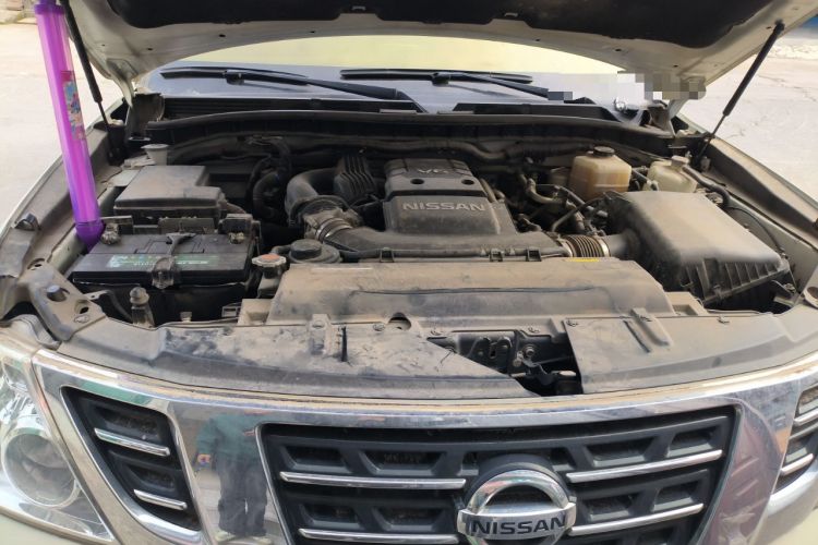 Used Nissan Patrol 2018 4.0L LinkedIn Edition Engine Bay