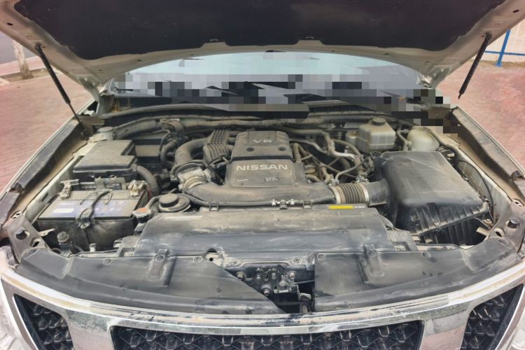 Used Nissan Patrol  Engine Bay
