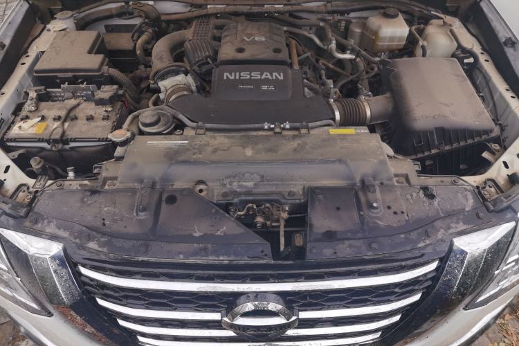 Used Nissan Patrol 2018 4.0L LinkedIn Edition Engine Bay