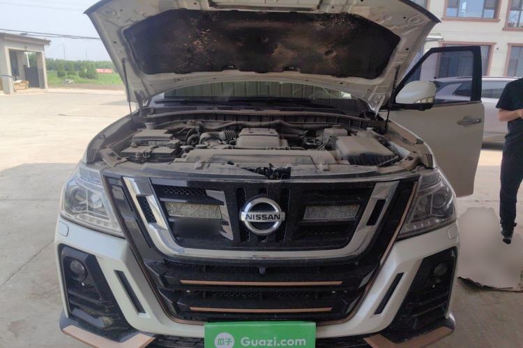 Used Nissan Patrol 2018 4.0L SE Middle East Version Engine Bay