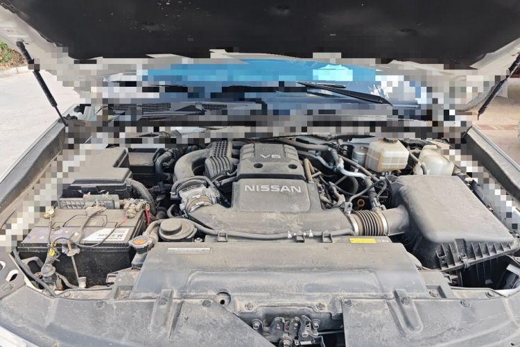 Used Nissan Patrol 2018 4.0L LinkedIn Edition Engine Bay