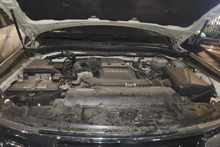 Used Nissan Patrol 2018 4.0L LinkedIn Edition Engine Bay