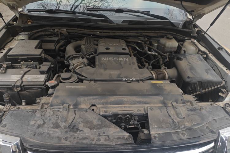 Used Nissan Patrol 2018 4.0L Automatic 7-Seater Middle East Version Engine Bay