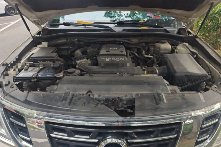 Used Nissan Patrol 2018 4.0L Flagship Version Engine Bay