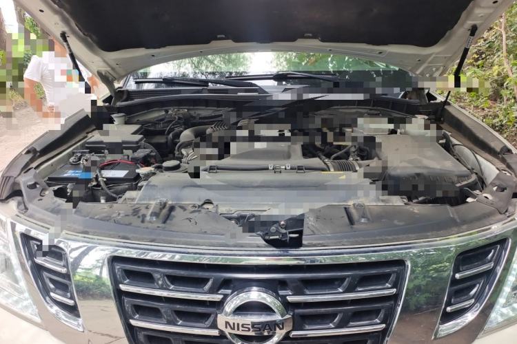 Used Nissan Patrol 2018 4.0L LinkedIn Edition Engine Bay