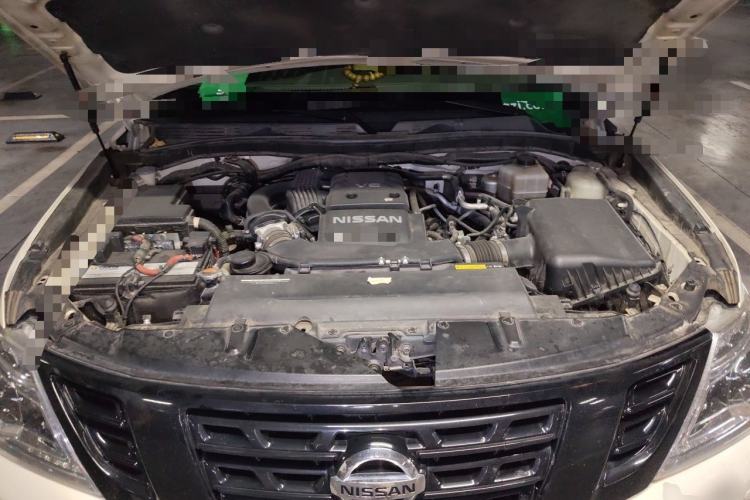 Used Nissan Patrol 2018 4.0L SE Middle East Version Engine Bay