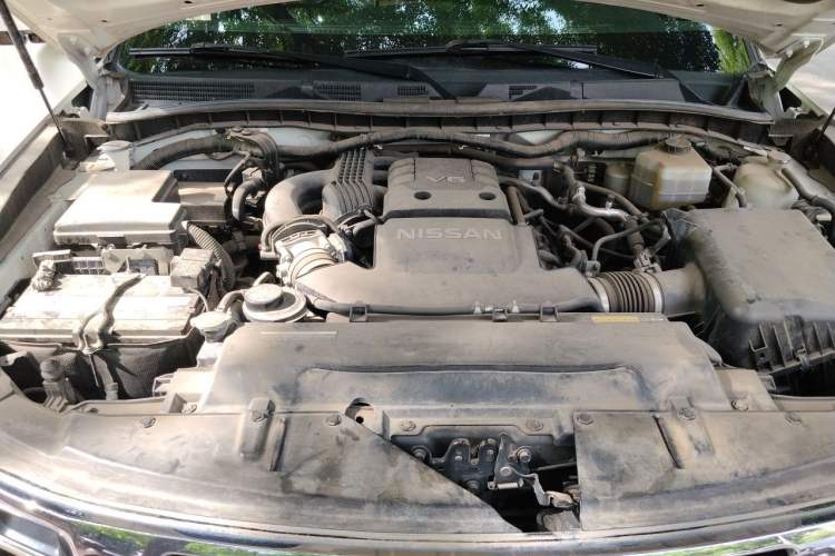Used Nissan Patrol  Engine Bay