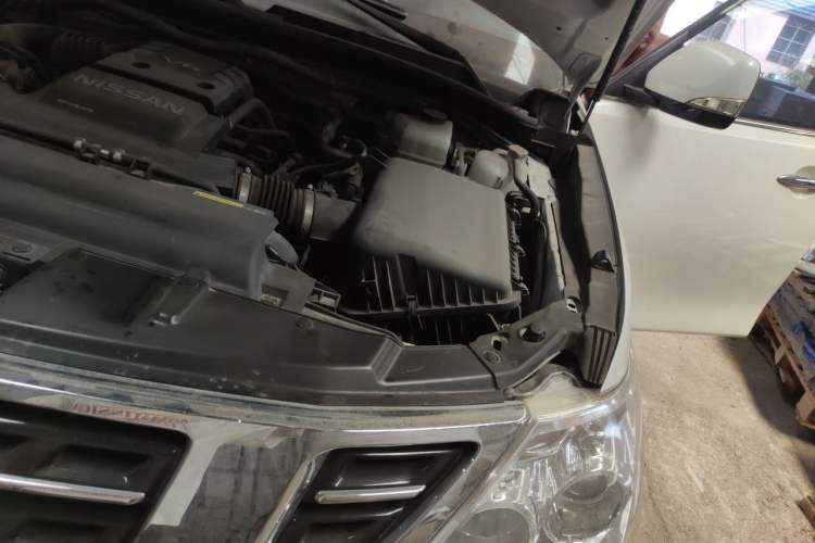 Used Nissan Patrol  Engine Bay Left