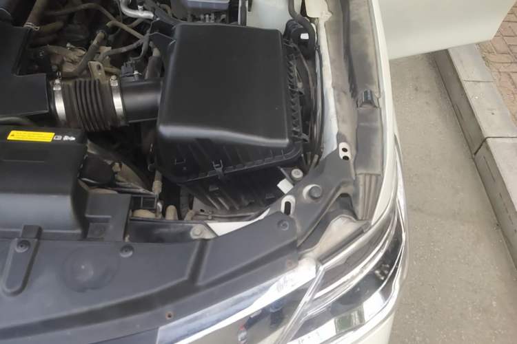Used Nissan Patrol 2018 4.0L Automatic 7-Seater Middle East Version Engine Bay Left
