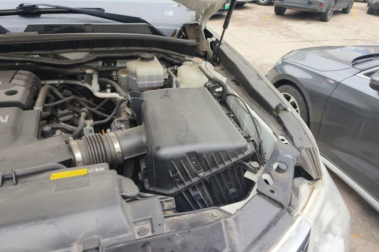 Used Nissan Patrol 2018 4.0L LinkedIn Edition Engine Bay Left