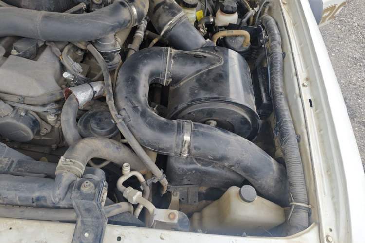 Used Nissan Patrol  Engine Bay Left