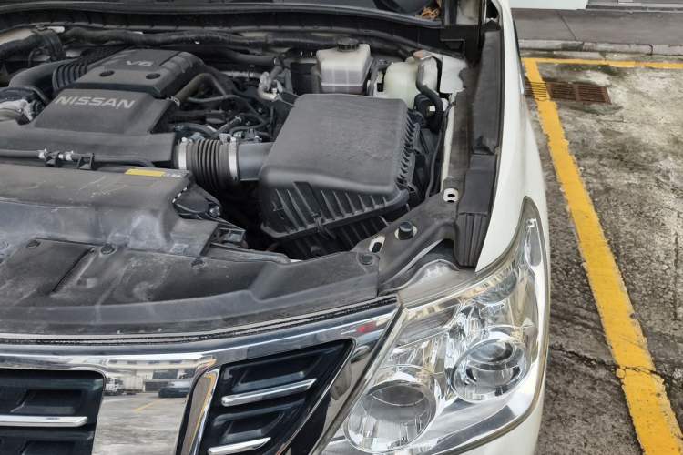 Used Nissan Patrol  Engine Bay Left