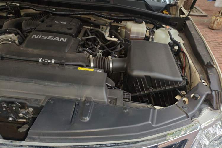Used Nissan Patrol 2018 4.0L LinkedIn Edition Engine Bay Left