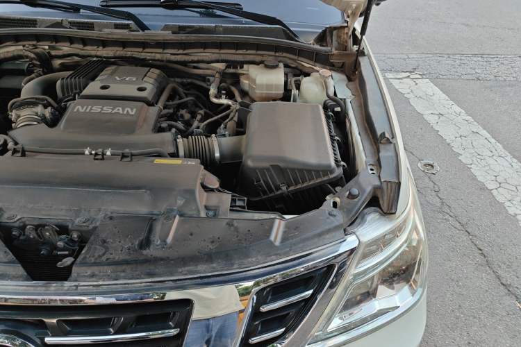Used Nissan Patrol 2018 4.0L LinkedIn Edition Engine Bay Left