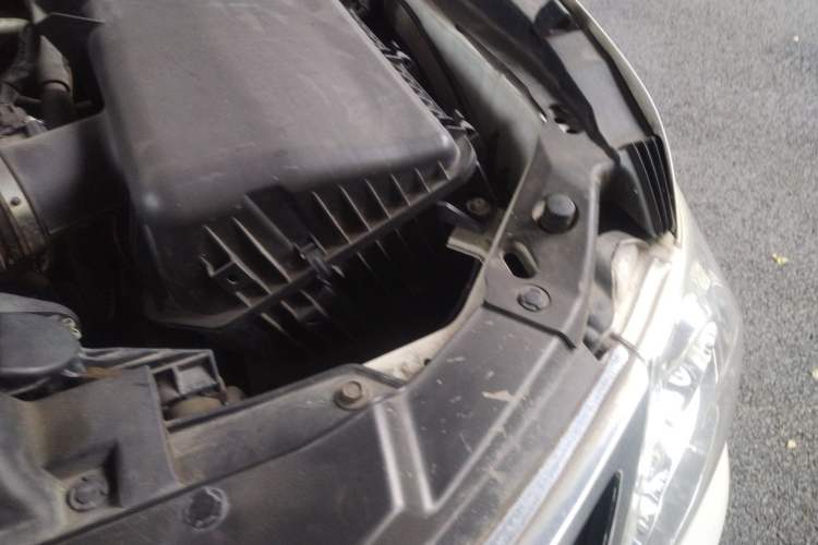Used Nissan Patrol  Engine Bay Left