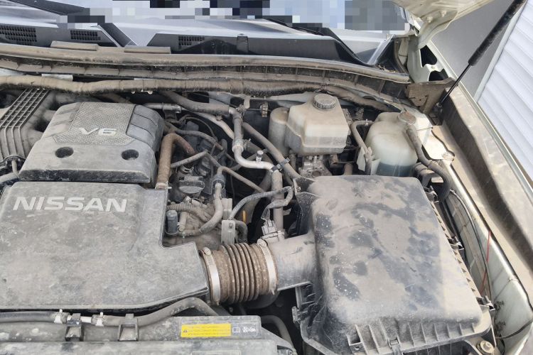 Used Nissan Patrol  Engine Bay Left