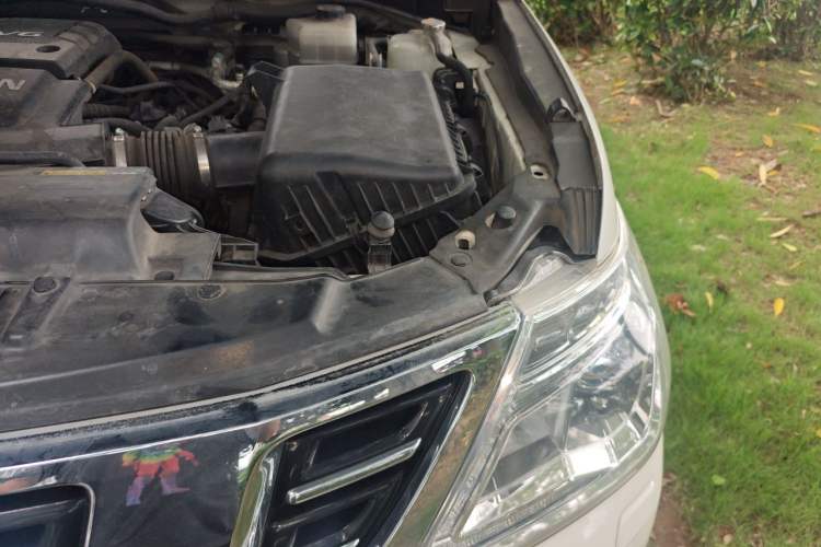 Used Nissan Patrol 2018 4.0L Flagship Version Engine Bay Left