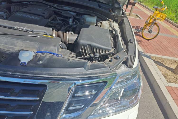 Used Nissan Patrol 2018 4.0L Platinum Edition Engine Bay Left