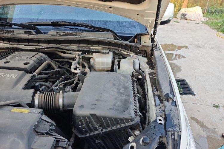 Used Nissan Patrol  Engine Bay Left