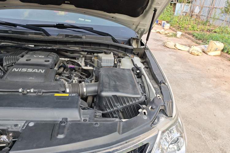 Used Nissan Patrol 2018 4.0L LinkedIn Edition Engine Bay Left