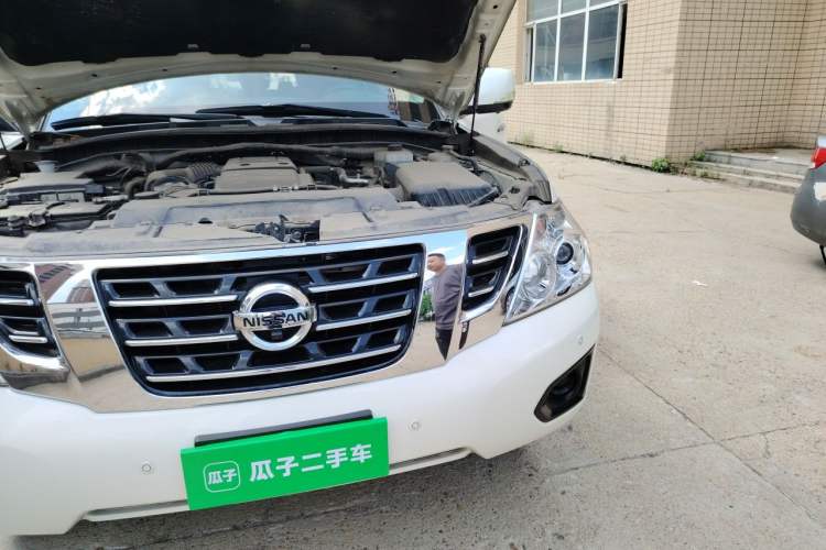 Used Nissan Patrol 2018 4.0L LinkedIn Edition Engine Bay Left