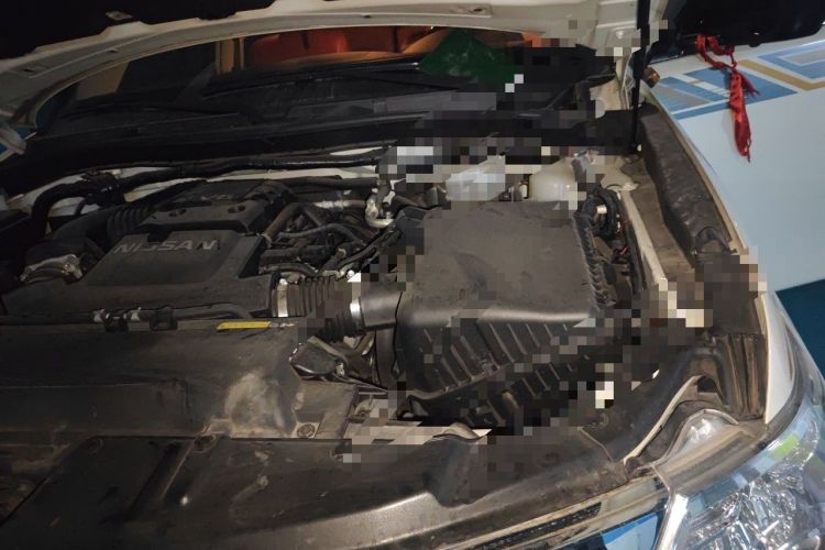Used Nissan Patrol  Engine Bay Left