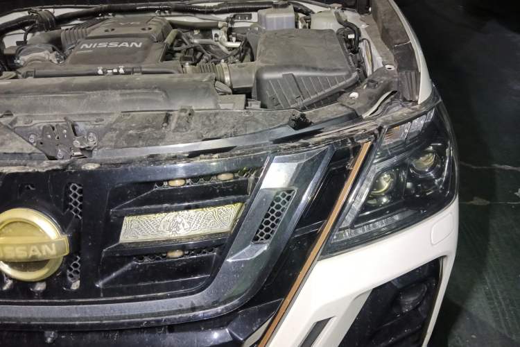 Used Nissan Patrol 2018 4.0L LinkedIn Edition Engine Bay Left