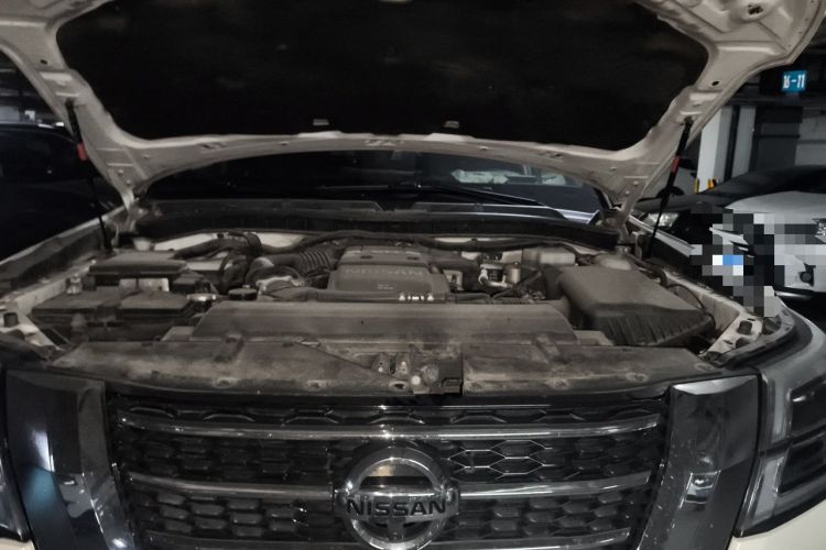 Used Nissan Patrol 2018 Y61 4.8L Automatic 5-Door Safari Middle East Engine Bay