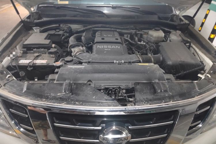 Used Nissan Patrol 2018 4.0L LinkedIn Edition Engine Bay