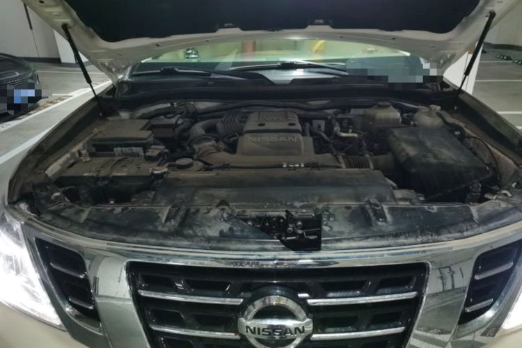 Used Nissan Patrol 2018 4.0L LinkedIn Edition Engine Bay