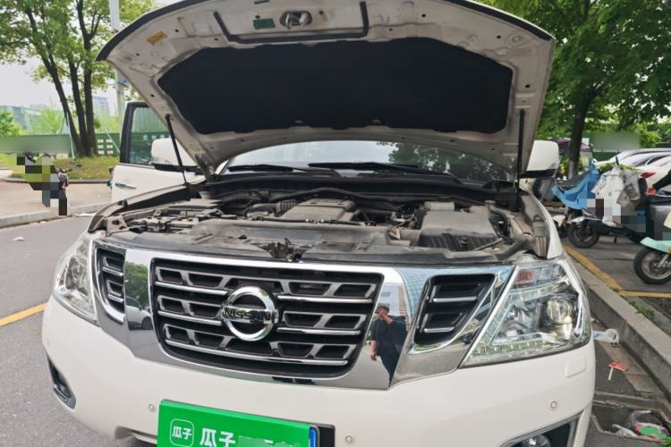 Used Nissan Patrol 2018 4.0L Flagship Model Engine Bay