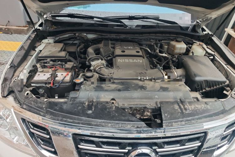 Used Nissan Patrol 2018 Y62 4.0 XE Middle East Engine Bay